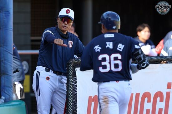 두산 베어스 외야수 추재현이 30일 잠실 삼성전을 앞두고 첫 1군 콜업을 받았다. 두산 베어스