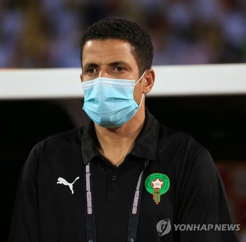 이라크 기자 하이데르 자키가 지난 28일(한국시간) 이라크 축구협회가 카사스 감독의 후임으로 아무타 전 요르단 대표팀 감독이 가까운 후보라고 전했다.&nbsp;연합뉴스