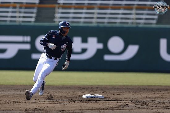 두산 베어스 외야수 추재현이 30일 잠실 삼성전을 앞두고 첫 1군 콜업을 받았다. 두산 베어스