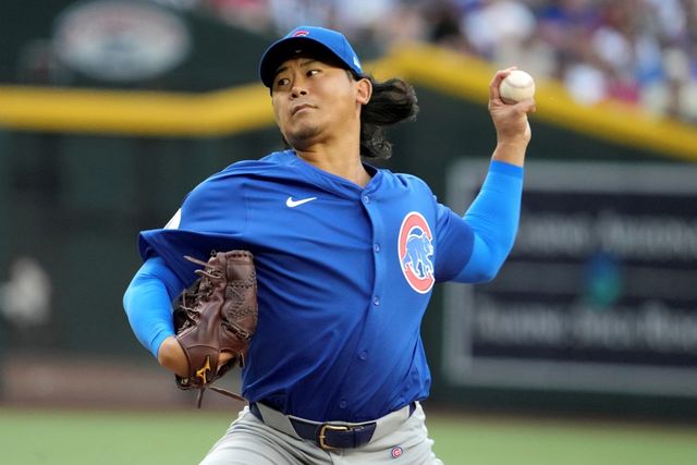 시카고 컵스 좌완투수 이마나가 쇼타가 30일 미국 애리조나주 피닉스 체이스필드에서 열린 2025 미국프로야구 메이저리그(MLB) 애리조나 다이아몬드백스와의 원정경기에 선발 등판해 7이닝 3피안타 2볼넷 4탈삼진 1실점으로 시즌 첫 승을 수확했다. AP 연합뉴스
