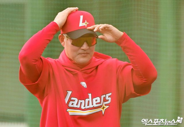 이숭용 SSG 감독은 4일 기노자구장에서 열릴 예정이던(우천 취소) LG와 연습경기를 앞두고 스프링캠프 성과를 총평했다. 엑스포츠뉴스 DB