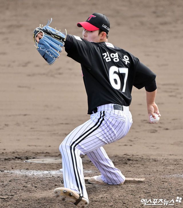 LG 투수 김영우는 비시즌 많은 기대를 받고 있다. 스프링캠프 보인 성장세를 앞세워 개막전 엔트리 한자리를 확보했다. 엑스포츠뉴스 DB