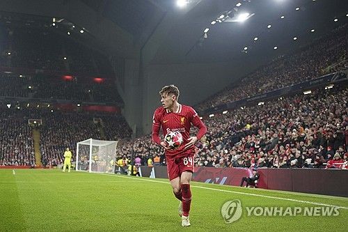 리버풀 지역지 '에코'가 4일(한국시간) 리버풀이 구단 유망주 브래들리와 재계약 협상을 하고 있다고 보도했다.&nbsp;연합뉴스