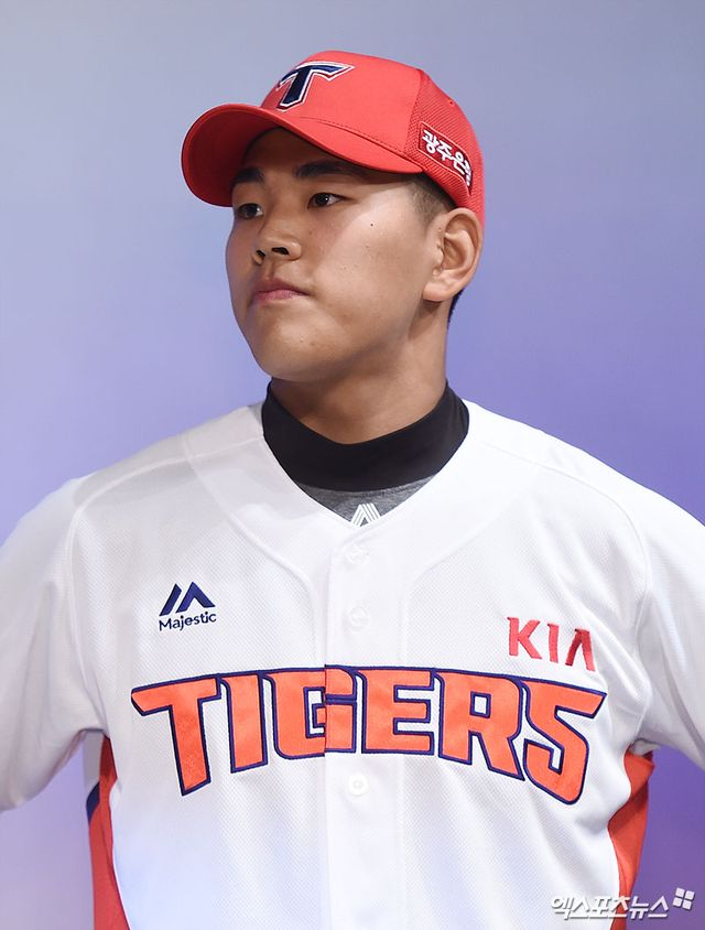 KIA 투수 홍원빈은 남다른 각오로 2025시즌을 준비하고 있다. 한때 특급 유망주였던 그는 마지막이라는 각오로 올 시즌에 돌입한다. 엑스포츠뉴스 DB