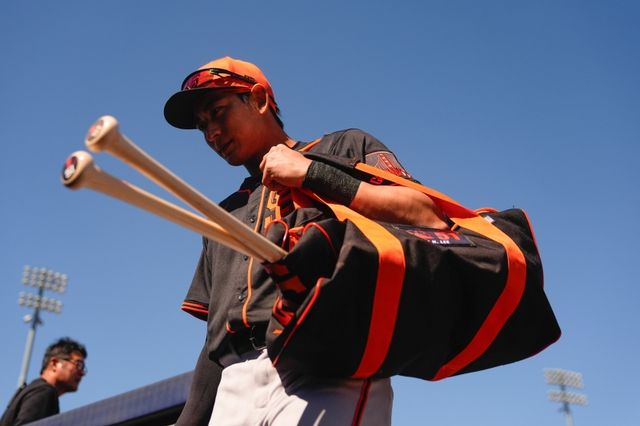 이정후는 5일(이하 한국시간) 미국 애리조나주 피오리아 스타디움에서 열린 2025 미국프로야구 메이저리그(MLB) 샌디에이고 파드리스와의 시범경기에 3번타자 겸 중견수로 선발 출전해 2타수 1안타를 기록했다. 이정후의 시범경기 타율은 0.400에서 0.412로 상승했다. AP연합뉴스