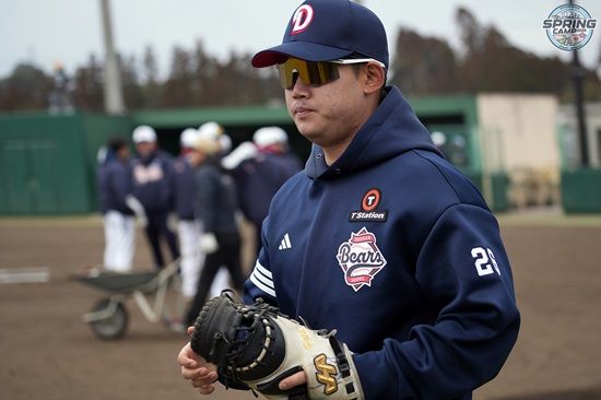 두산 베어스 포수 박민준이 주전 포수 양의지의 뒤를 받힐 세이브 포수로 성장하고자 한다. 두산 베어스