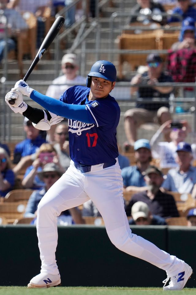 미국 메이저리그 LA 다저스의 슈퍼스타 오타니 쇼헤이가 7일(이하 한국시간) 미국 애리조나주 글렌데일 캐멀백랜치에서 열린 텍사스 레인저스와의 2025 메이저리그 시범경기에서 4타수 2안타를 기록했다. 사진 연합뉴스