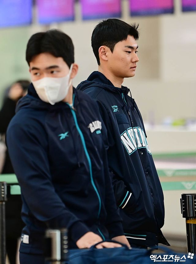 NC 다이노스 선수단이 스프링캠프를 위해 30일 오전 인천국제공항을 통해 미국으로 출국했다. NC 김주원이 출국장으로 향하고 있다. 엑스포츠뉴스 DB