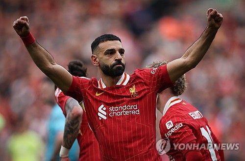 영국 BBC가 10일(한국시간) 리버풀이 공격수 살라와의 재계약 합의에 근접했다고 보도했다.&nbsp;살라는 리버풀과 2년 재계약이 임박했다. 연합뉴스