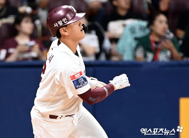 키움 히어로즈 포수 김건희가 10일 서울 고척스카이돔에서 열린 2025 신한 SOL Bank KBO리그 LG 트윈스와의 팀 간 3차전에서 시즌 1호 홈런을 기록했다. 사진 엑스포츠뉴스 DB