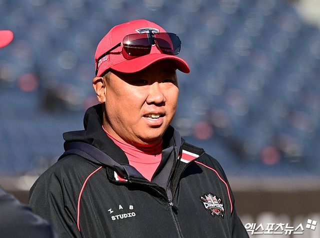 이범호 KIA 감독은 10일 사직구장에서 열릴 '2025 신한 SOL Bank KBO 리그' 롯데와 정규시즌 3차전 맞대결을 앞두고 지난 경기(9일 사직 롯데전) 어필 상황에 관해 설명했다. 엑스포츠뉴스 DB