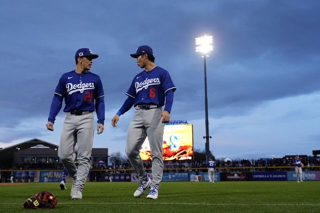 LA 다저스 산하 트리플A팀 오클라호마시티 코메츠 소속으로 뛰고 있는 김혜성이 11일 미국 텍사스주 댈러스에 위치한 델 다이아몬드 스타디움에서 열린 라운드락 익스프레스와의 원정경기에서 5타수 무안타 1득점을 기록했다. 김혜성의 트리플A 타율은 0.326에서 0.292로 하락했다. AP 연합뉴스