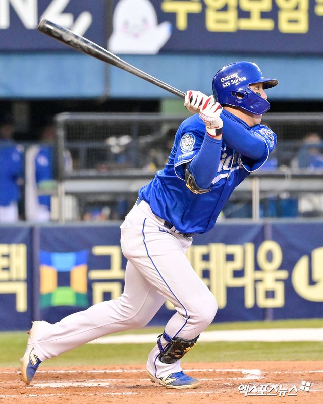 삼성 라이온즈 김영웅이 올해 정규시즌 경기에 출전해 타격하고 있다. 엑스포츠뉴스 DB