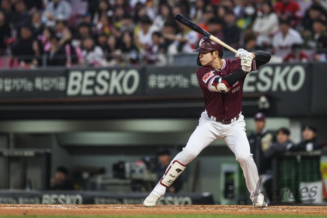 키움 히어로즈 외야수 박주홍이 12일 대전 한화생명 볼파크에서 열린 2025 신한 SOL Bank KBO리그 한화 이글스와의 팀 간 2차전에서 1회초 1타점 적시타로 결승타의 주인공이 됐다. 사진 키움 히어로즈