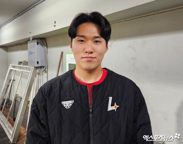 11일 오후 광주-KIA챔피언스필드에서 열린 '2025 신한 SOL Bank KBO리그' SSG 랜더스와 KIA 타이거즈의 경기, SSG가 9:3으로 승리하면서 3연전 첫 경기를 승리로 장식했다. 두 번째 투수 최민준은 4이닝 2피안타(1피홈런) 1사사구 2탈삼진 1실점을 기록했다. 광주, 유준상 기자