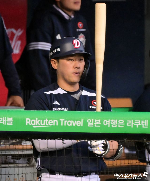 ​​12일 오후 서울 송파구 잠실야구장에서 열린 2025 신한 SOL Bank KBO리그 두산 베어스와 LG 트윈스의 경기, 두산 양석환이 타격을 준비하고 있다. 엑스포츠뉴스 잠실, 김한준 기자