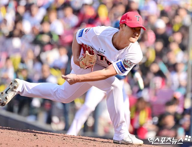 KIA 타이거즈 투수 곽도규가 좌측 주관절 굴곡근 및 인대 손상 진단을 받았다. 향후 내측측부인대 재건술을 받을 예정이다. 엑스포츠뉴스 DB