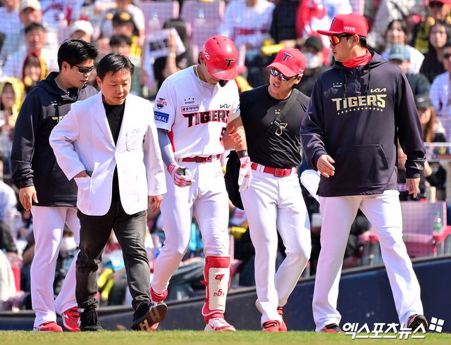 KIA 타이거즈 내야수 김도영이 14일 햄스트링 재검진 결과 회복이 미진해 일주일 회복 기간이 더 필요한 것으로 공식 발표됐다. 엑스포츠뉴스 DB