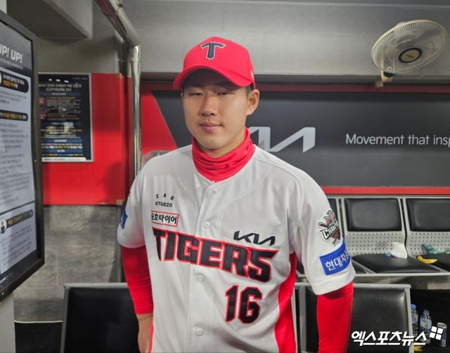 15일 오후 광주-KIA챔피언스필드에서 열린 '2025 신한 SOL Bank KBO리그' KT 위즈와 KIA 타이거즈의 경기, KIA가 KT를 1:0으로 제압하고 2연승을 달렸다. 경기종료 후 KIA 최원준이 취재진과 인터뷰에 임하고 있다. 광주, 유준상 기자