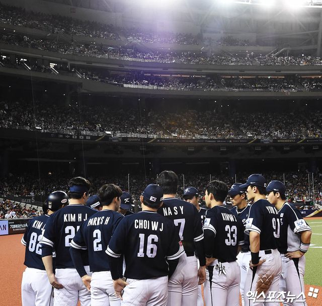 한국 야구대표팀은 오는 11월 15~16일 일본 도쿄돔에서 일본 대표팀과 평가전을 치를 전망이다. 한일 평가전은 내년 열릴 2026 WBC를 대비하는 목적으로 치러진다. 엑스포츠뉴스 DB
