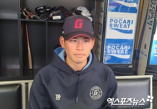 롯데 자이언츠 투수 김진욱이 지난달 26일 문학 SSG 랜더스전에서 시즌 첫 선발 등판해 퀄리티 스타트 쾌투를 펼쳤다. 엑스포츠뉴스 DB