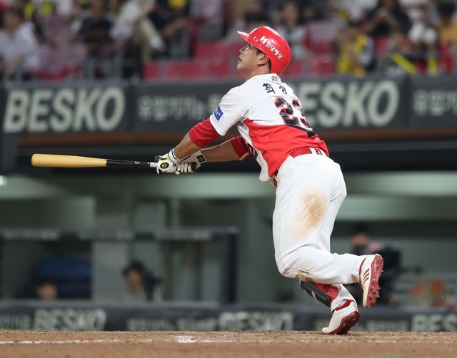 2일 오후 광주-KIA챔피언스필드에서 열리는 '2025 신한 SOL Bank KBO리그' 삼성 라이온즈와 KIA 타이거즈의 경기, 이날 경기를 앞두고 1군에 올라온 KIA 내야수 최정용이 7번타자 겸 2루수로 선발 출전한다. KIA 타이거즈