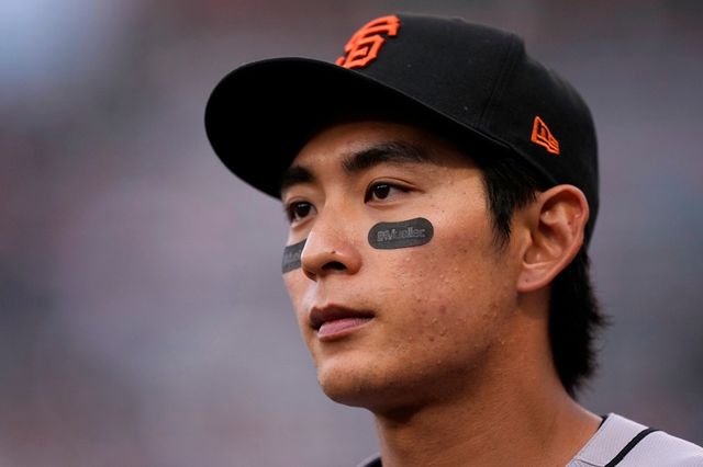 미국 메이저리그 샌프란시스코 자이언츠의 이정후가 20일(한국시간) 미국 캘리포니아주 애너하임의 에인절 스타디움에서 열린 2025 메이저리그 LA 에인절스와의 원정 경기에 3번타자 겸 중견수로 선발출전, 5경기 연속 안타를 기록했다. 사진 연합뉴스