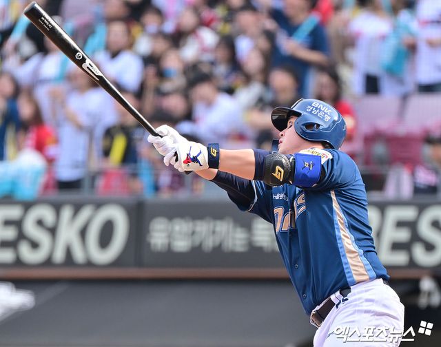 NC 포수 김형준은 20일 대전한화생명볼파크에서 열린 '2025 신한 SOL Bank KBO 리그' 한화와 정규시즌 3차전 맞대결에서 4번타자 포수로 선발 출전한다. 생애 첫 4번타자로 나선다. 엑스포츠뉴스 DB