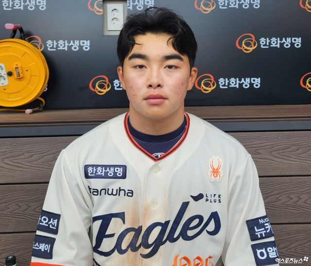 한화 내야수 문현빈은 20일 대전한화생명볼파크에서 열린 '2025 신한 SOL Bank KBO 리그' NC와 정규시즌 세 번째 맞대결에서 3번 지명타자로 선발 출전했다. 5회말과 7회말 적시타로 총 4타점을 뽑아내며 공격에 활력을 불어넣었다. 대전, 박정현 기자