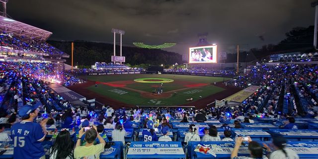 18일부터 20일까지 대구 삼성라이온즈파크에서 열린 삼성 라이온즈와 롯데 자이언츠의 주말 3연전이 모두 매진됐다. 삼성 라이온즈