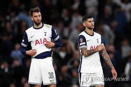 로메로가 22일(한국시간) 아르헨티나 기자 가스톤 에둘과의 인터뷰에서 다음에 뛰고 싶은 리그로 최근 이적설이 불거진 스페인 라리가를 언급했다. 연합뉴스