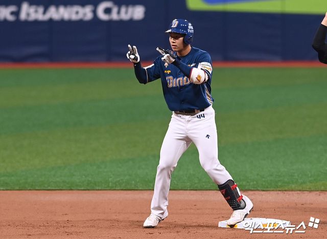 NC 내야수 김휘집은 지난 22일 잠실구장에서 열린 '2025 신한 SOL Bank KBO 리그' LG와 주중 3연전 첫 번째 경기에서 6번타자 3루수로 선발 출전했다. 연장 10회초 결승 2루타를 치는 등 타격감을 끌어올렸다. 엑스포츠뉴스 DB