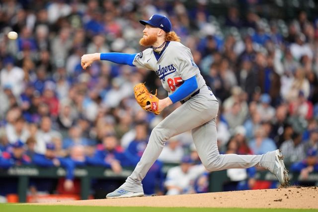 23일 미국 일리노이주 시카고의 리글리필드에서 열린 2025 미국프로야구 메이저리그 LA 다저스와 시카고 컵스의 경기, 컵스가 10회말 이안 햅의 끝내기 안타에 힘입어 11:10으로 승리했다. 다저스 선발 더스틴 메이가 공을 힘차게 던지고 있다. AP 연합뉴스
