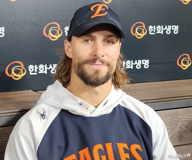 한화 투수 와이스는 29일 대전한화생명볼파크에서 열린 '2025 신한 SOL Bank KBO 리그' LG와 주중 3연전 첫 번째 맞대결에서 선발 등판했다. 제구 난조 속에서도 퀄리티스타트를 기록하며 LG 타선을 봉쇄했다. 대전, 박정현 기자