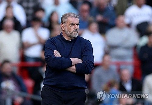 안지 포스테코글루 감독이 지난 28일(한국시간) 영국 리버풀에 있는 안필드에서 열린 리버풀과의 2024-2025시즌 프리미어리그 34라운드 원정경기 후 영국 BBC와의 인터뷰를 통해 손흥민의 상황에 대해 전했다.&nbsp;연합뉴스