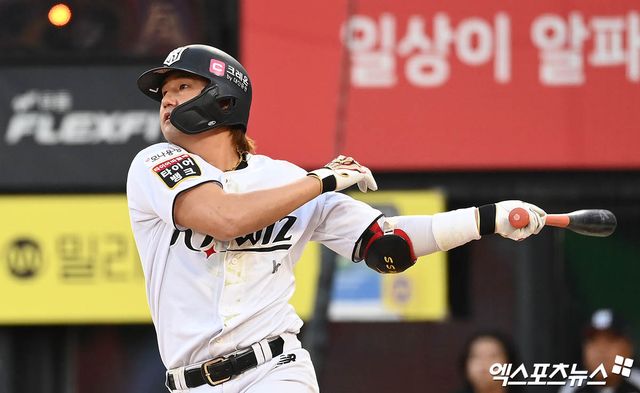 KT 내야수 김상수는 3일 수원 KT위즈파크에서 열릴 '2025 신한 SOL Bank KBO 리그' LG와 정규시즌 두 번째 맞대결을 앞두고 선발 라인업에서 빠졌다. 왼쪽 옆구리 불편감으로 벤치에서 대기한다. 엑스포츠뉴스 DB