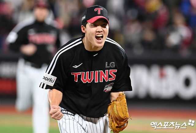 LG 투수 임찬규는 3일 수원 KT위즈파크에서 열린 '2025 신한 SOL Bank KBO 리그' KT와 시즌 두 번째 맞대결에서 선발 등판했다. 5⅔이닝 1실점으로 시즌 2승(무패)을 챙겼다. 엑스포츠뉴스 DB 