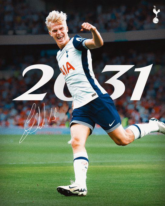 토트넘이 30일(한국시간) 구단 홈페이지를 통해 미드필더 베리발과 2031년까지 6년 재계약을 체결했다고 발표했다.&nbsp;토트넘