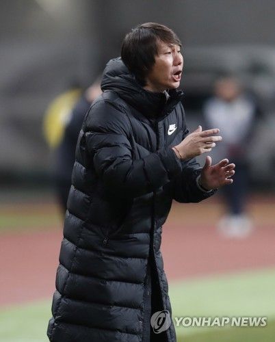 복수의 중국 매체들이 30일(한국시간) 전 중국 축구 국가대표팀 감독인 리 티에가 중국 법원으로부터 1심에서 받은 징역 20년형이 확정됐다고 보도했다.&nbsp;연합뉴스