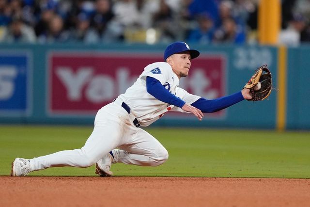 다저스 멀티 플레이어 에드먼은 올 시즌 팀 내 홈런, 타점 2위 등 맹활약을 이어가고 있다. 내년 3월 열릴 WBC에서 대표팀에 큰 힘이 될 수 있을지 벌써 많은 관심이 쏠린다. 연합뉴스 AP