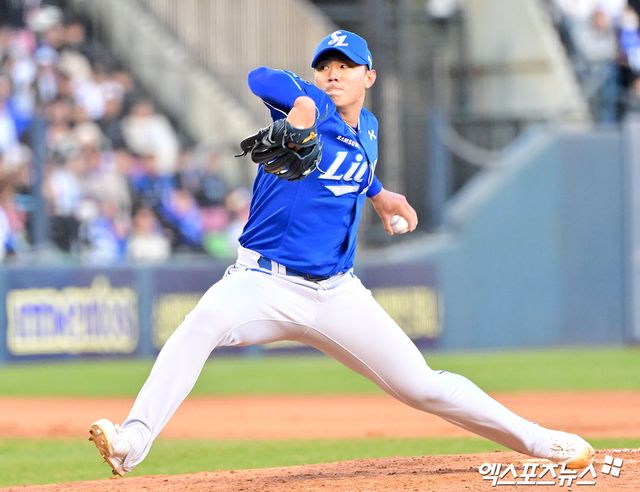 삼성 라이온즈 신인 좌완 배찬승이 개막 초반부터 인상적인 투구를 선보이면서 신인왕 유력 후보로 부상하는 분위기다. 팀 선배 원태인도 배찬승의 구위를 칭찬하면서 조금 더 공격적인 투구를 주문했다. 엑스포츠뉴스 DB