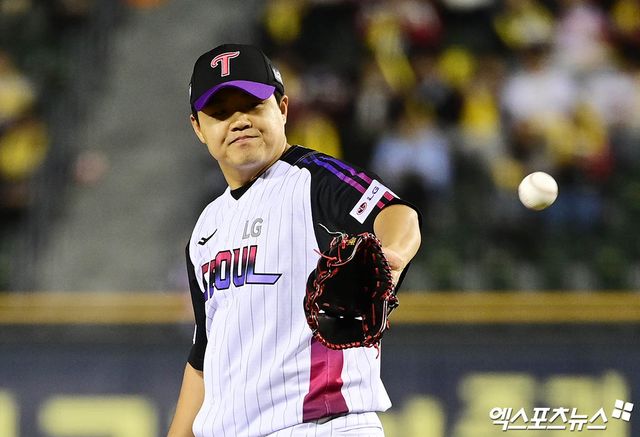 LG 투수 장현식은 지난 4일 잠실구장에서 열린 '2025 신한 SOL Bank KBO 리그' KIA와 정규시즌 첫 번째 맞대결에서 구원 등판했다. 1이닝 무실점, 최고 구속 149㎞로 완벽한 데뷔전을 치렀다. 엑스포츠뉴스 DB