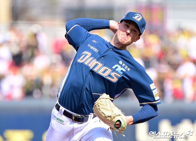 NC 투수 라일리는 5일 고척 스카이돔에서 열린 '2025 신한 SOL Bank KBO 리그' 키움과 정규시즌 두 번째 맞대결에서 선발 등판했다. 제구 난조 탓에 4⅓이닝 5실점하며 마운드를 내려왔다. 엑스포츠뉴스 DB