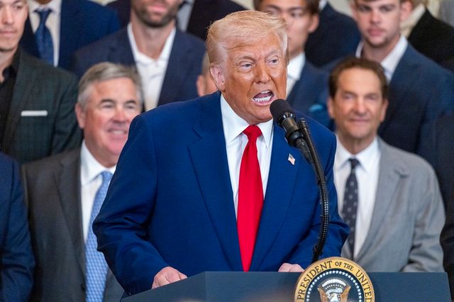 도널드 트럼프 미국 대통령이 8일 백악관에 LA 다저스 선수단을 초청해 격려 행사를 진행했다. EPA 연합뉴스