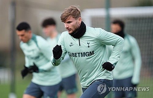 유럽축구이적시장 전문 기자 파브리치오 로마노가 지난 7일(한국시간) 자신의 사회관계망서비스(SNS) X를 통해 토트넘이 베르너를 완전영입하지 않는다고 전했다. 연합뉴스