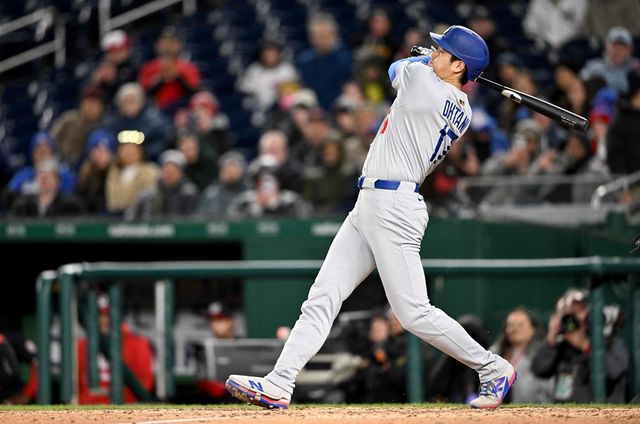 LA 다저스 오타니 쇼헤이가 2025 미국 메이저리그 정규시즌 경기에서 타격하고 있다. AFP 연합뉴스