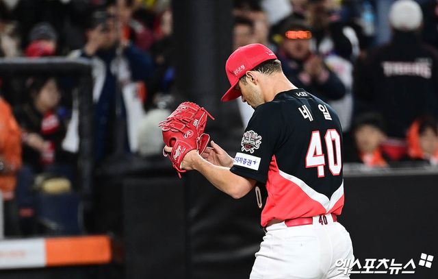 KIA 투수 네일은 9일 사직구장에서 열린 '2025 신한 SOL Bank KBO 리그' 롯데와 정규시즌 두 번째 맞대결에서 선발 등판했다. 무실점 행진이 4경기 36⅔이닝에서 깨졌지만, 7이닝 1실점 완벽한 투구로 상대 타선을 압도했다. 엑스포츠뉴스 DB