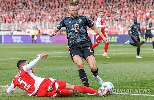 튀르키예 매체 '탁빔'이 지난 9일(한국시간) 튀르키예 명문 팀 중 하나인 베식타시가 뮌헨 수비수 다이어를 영입 명단에 추가했다고 보도했다.&nbsp;연합뉴스