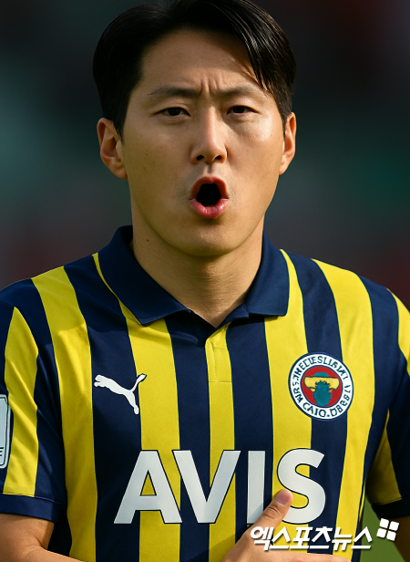 프랑스 매체 '풋01'이 지난 1일(한국시간) 조세 무리뉴 감독이 이끄는 페네르바체가 PSG에서 주전 자리를 잃은 이강인 영입을 추진하고 있다고 보도했다.&nbsp;엑스포츠뉴스