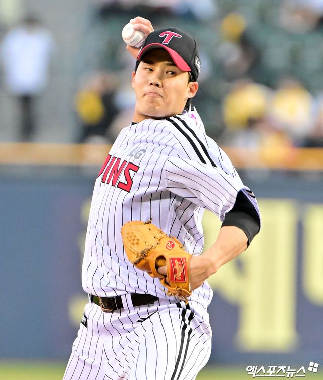 LG 트윈스 임찬규가 경기에 선발 등판해 투구하고 있다. 엑스포츠뉴스 DB